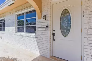 1281 NW 45th Ct, Deerfield Beach, FL 33064 - Photo 5