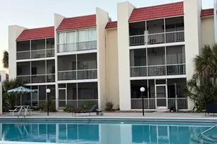 636 NW 13th St, Boca Raton, FL 33486 - Photo 1