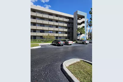 1001 Colony Point Circle #417, Pembroke Pines, FL 33026 - Photo 31
