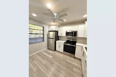 1001 Colony Point Circle #417, Pembroke Pines, FL 33026 - Photo 11