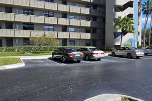 1001 Colony Point Cir, Pembroke Pines, FL 33026 - Photo 31