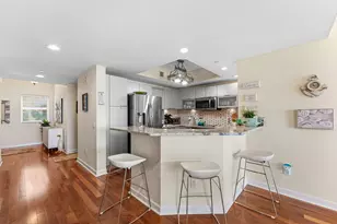 2650 Lake Shore Dr, Riviera Beach, FL 33404 - Photo 7