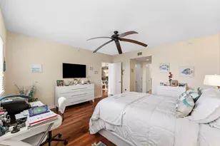 2650 Lake Shore Dr, Riviera Beach, FL 33404 - Photo 17