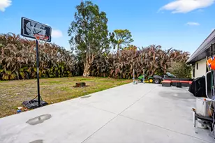 2289 SE Carnation Ave, Port Saint Lucie, FL 34952 - Photo 29