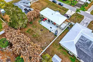 2289 SE Carnation Ave, Port Saint Lucie, FL 34952 - Photo 39