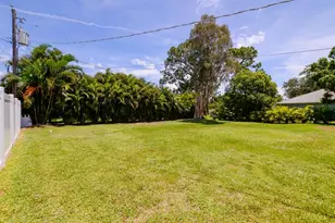 2289 SE Carnation Ave, Port Saint Lucie, FL 34952 - Photo 1