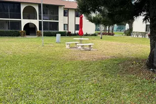 304 Knotty Pine Cir, Greenacres, FL 33463 - Photo 25