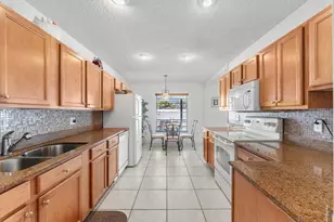 111 Madrid St, Royal Palm Beach, FL 33411 - Photo 9
