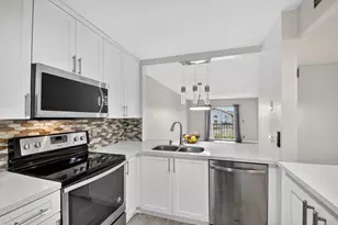 7142 Golf Colony Ct, Lake Worth, FL 33467 - Photo 1