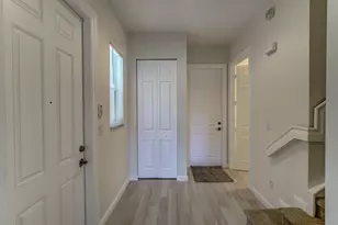 477 Pacific Grove Dr, West Palm Beach, FL 33401 - Photo 37