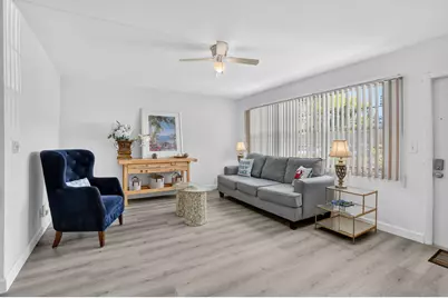 1038 Cambridge B, Deerfield Beach, FL 33442 - Photo 3