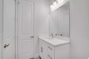 388 SW Vista Lake Dr, Port Saint Lucie, FL 34983 - Photo 31