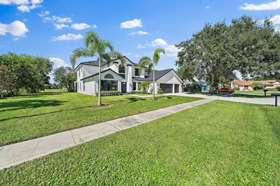 1878 Lynton Circle, Wellington, FL 33414 - Photo 43
