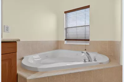 1234 SW Aragon Avenue, Port Saint Lucie, FL 34953 - Photo 17