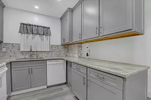 1100 Surf Rd, Singer Island, FL 33404 - Photo 7