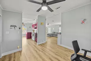 8110 SE Eagle Ave, Hobe Sound, FL 33455 - Photo 9