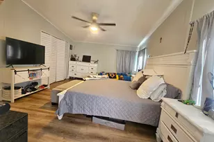 8110 SE Eagle Ave, Hobe Sound, FL 33455 - Photo 13