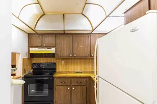 9041 Sunrise Lakes Blvd, Sunrise, FL 33322 - Photo 7