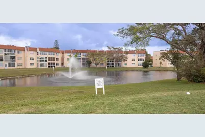 9041 Sunrise Lakes Boulevard #111, Sunrise, FL 33322 - Photo 5