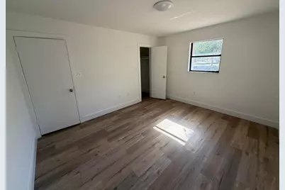 6903 Shannon Drive, Fort Pierce, FL 34951 - Photo 5