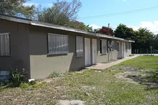 510 Gardenia Ave, Fort Pierce, FL 34982 - Photo 3