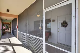 100 SE 6th Ave, Pompano Beach, FL 33060 - Photo 7