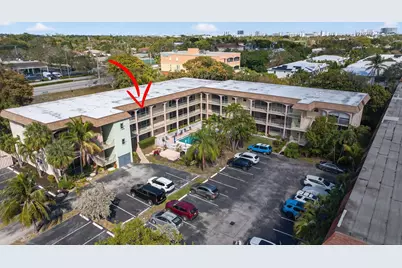 100 SE 6th Avenue #303, Pompano Beach, FL 33060 - Photo 23