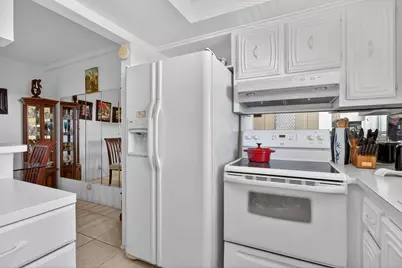 100 SE 6th Avenue #303, Pompano Beach, FL 33060 - Photo 19