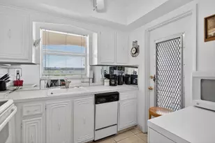 100 SE 6th Ave, Pompano Beach, FL 33060 - Photo 17