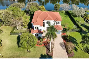 2846 Juniper Ln, Davie, FL 33330 - Photo 1