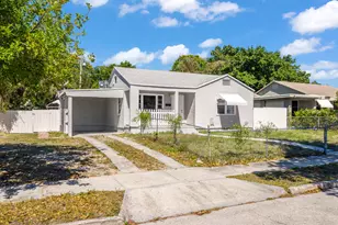 933 30th Ct, West Palm Beach, FL 33407 - Photo 3