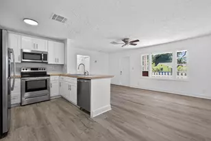 933 30th Ct, West Palm Beach, FL 33407 - Photo 9