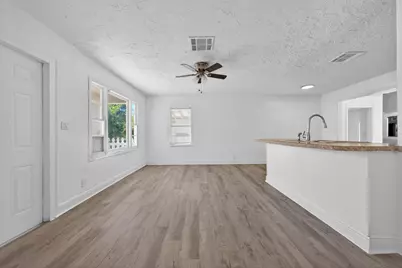 933 30th Court, West Palm Beach, FL 33407 - Photo 7