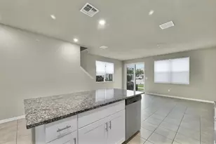 3550 San Bernardino Wy, Palm Springs, FL 33461 - Photo 7