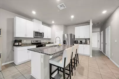 3550 San Bernardino Way, Palm Springs, FL 33461 - Photo 5