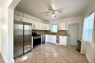 1147 15th Ave N, Lake Worth Beach, FL 33460 - Photo 9