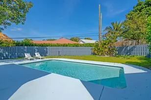 465 NW 11th St St, Boca Raton, FL 33432 - Photo 35