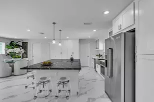 465 NW 11th St St, Boca Raton, FL 33432 - Photo 9