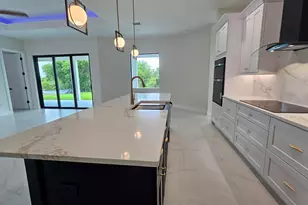 3410 NW 39th Ln, Cape Coral, FL 33993 - Photo 5