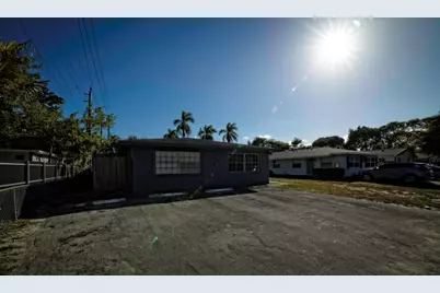 1126 NE 16th Place #3, Fort Lauderdale, FL 33305 - Photo 15