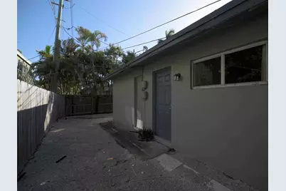1126 NE 16th Place #3, Fort Lauderdale, FL 33305 - Photo 11