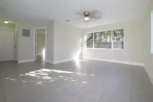 1126 NE 16th Pl, Fort Lauderdale, FL 33305 - Photo 3