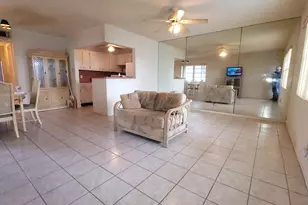 21 Norwich A, West Palm Beach, FL 33417 - Photo 1