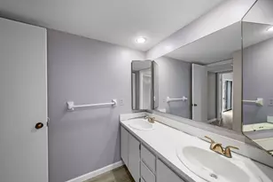 388 Lake Arbor Dr, Palm Springs, FL 33461 - Photo 23