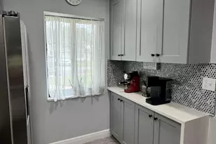 163 Lake Susan Ln, West Palm Beach, FL 33411 - Photo 9