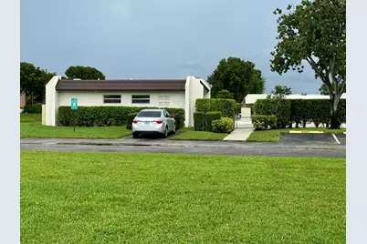 163 Lake Susan Lane, West Palm Beach, FL 33411 - Photo 27