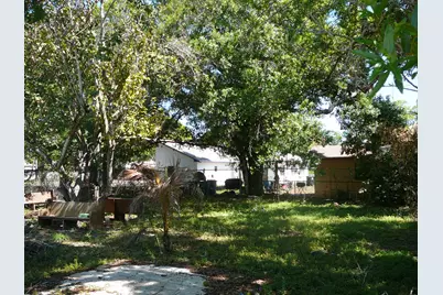 512 S 25th Street, Fort Pierce, FL 34950 - Photo 3