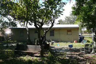 512 S 25th St, Fort Pierce, FL 34950 - Photo 5