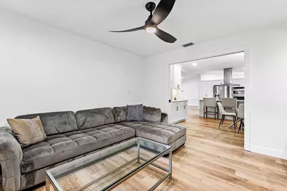 2425 NW 36th Street, Boca Raton, FL 33431 - Photo 11