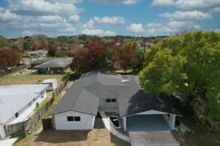 2405 Melon Ct, Fort Pierce, FL 34982 - Photo 3